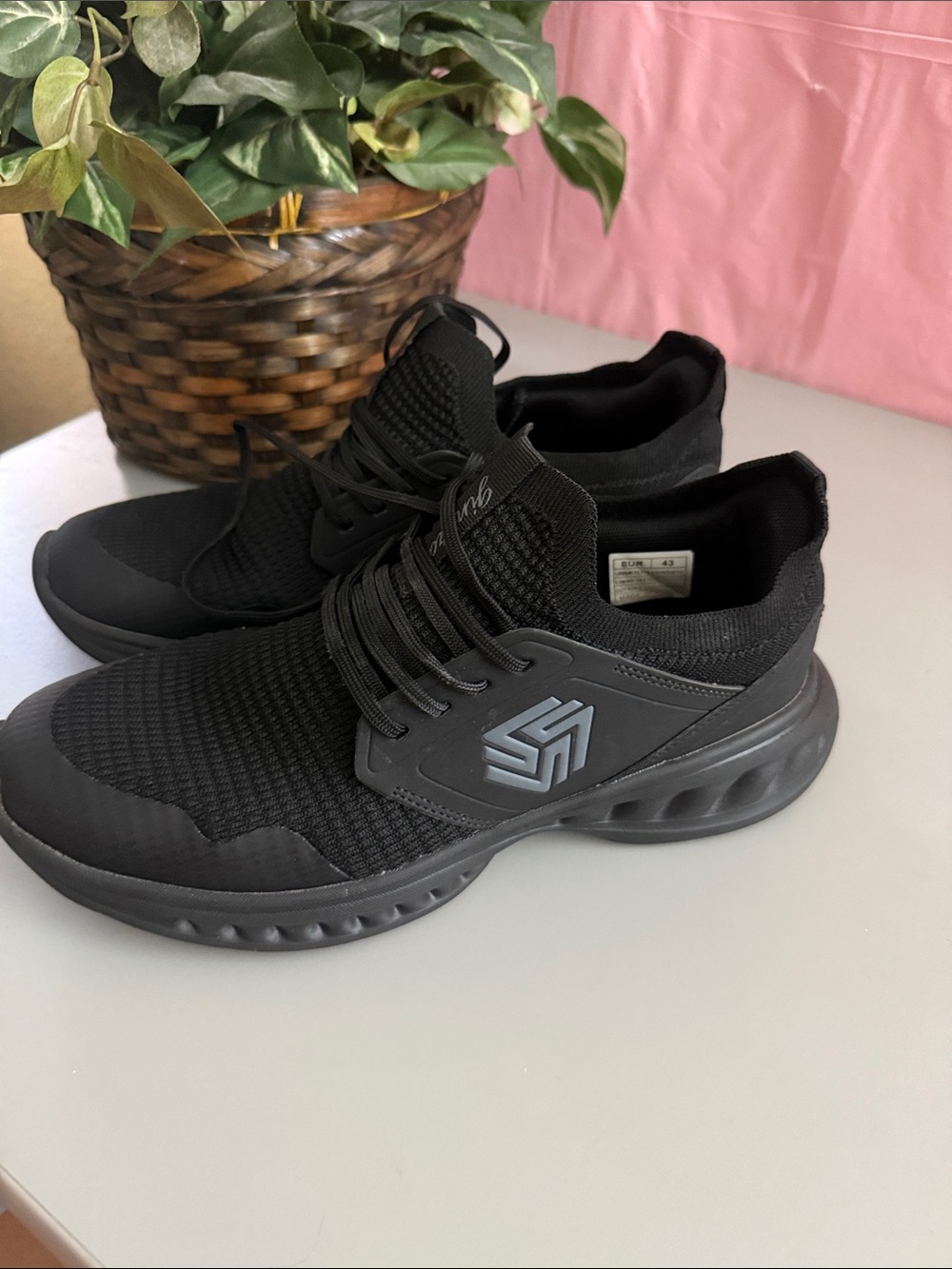 Men's Black Athletic giniros Cushioned Sole